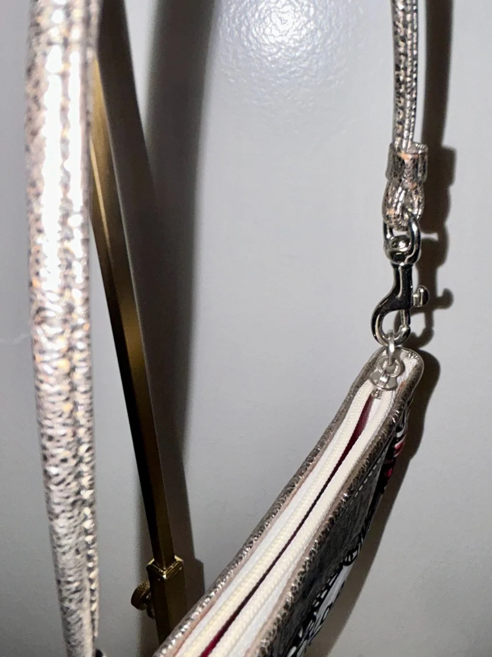Coach Poppy Graffiti Floral Wristlet. Y2K - Picture 3 of 5